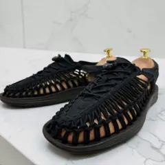 KEEN UNEEKキーン ユニーク サンダル オールブラック 26.5cmのサムネイル