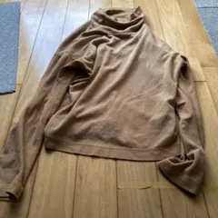 お買い得オレンジ タートルネック セーターレディス長年愛用ユニクロ