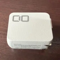 使用可 CIO USB-C 高速充電アダプタ NovaPort DUO 30W