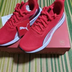 箱付きPuma Lite ランニングシューズ レッド新品未使用