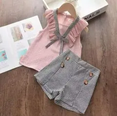 フリルブラウス　ギンガムチェックショートパンツ　セットアップ　120cm