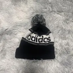 adidas ボンボンニット帽 ビーニー