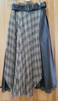 フェイクレザースカート茶色チェック