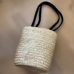 Item thumbnail for item eaf29204-7b1c-49b4-b936-e51b8ccdedc9