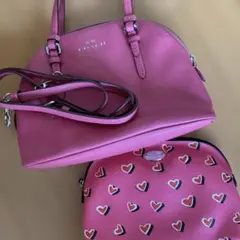 COACH ピンク ショルダーバッグとポーチ