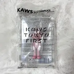 KAWS TOKYO FIRST KAWS ACCOMPLICE キーホルダー KAWS | 'Tokyo First: Accomplice' Key Holder Set (2021) | Artsy