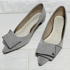 【美品】LE TALON ポインテッドトゥLモチーフパンプス 22.5cm