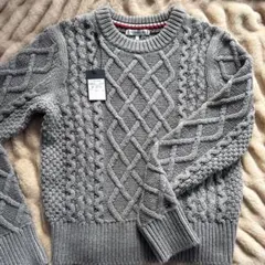 TOMMY HILFIGER セーター S グレー　正規店舗で購入丈短めデザイン