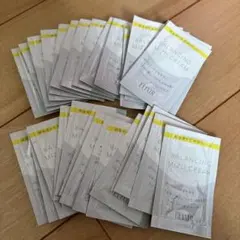 ★新品★エリクシール ルフレ みずクリーム サンプル★のサムネイル