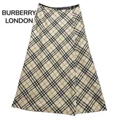 【美品】バーバリー　ノバチェックロングスカート 38 レザーベルト 薄手ウール