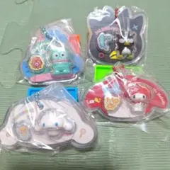 新品☆サンリオキャラクターズ パッケージチャーム&チョコボーロ★4種セット