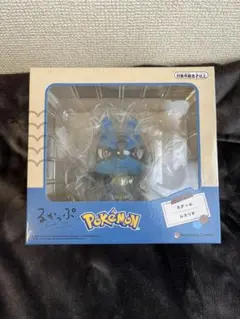 るかっぷ　ルカリオ　フィギュア