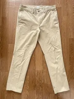 GAP Essential Khaki SLIM チノパン W31 ベージュ