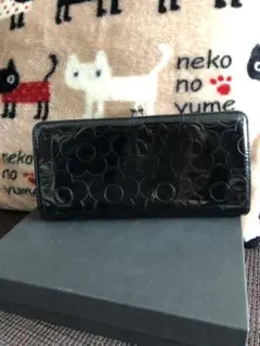 値下げ！美品！マリークワント 長財布 黒 マリクワ