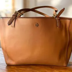 Item thumbnail for item 6ec23bb2-2e2b-444b-82a3-535b38c21064