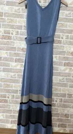 マキシ丈 ワンピース ノースリーブ 新品同様