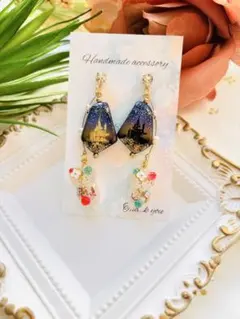 Item thumbnail for item 4938bd42-47f8-4d21-8b43-66a4b7e2a336