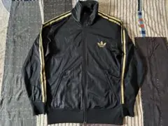 adidas vintageジャージ赤黒 雰囲気抜群⭐︎RUN DMCカラー希少 - メルカリ