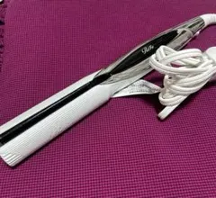 美品・付属品完備】リファビューテックストレートアイロンRE-AC02A-RIW