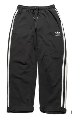 adidas トラックパンツ ブラック