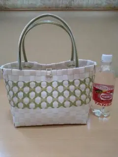 Item thumbnail for item 9f5dd970-8d32-4160-b076-0acfb3ecb4d1