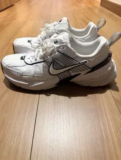 早い者勝ち‼️NIKE V2Kラン