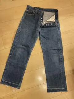 Item thumbnail for item f9eb8c1a-c9c9-4efe-ab22-f69e1adb7a7e