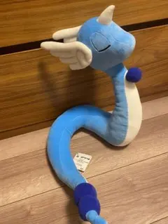 ハクリューのぬいぐるみ