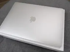 【値下げしました】Apple MacBook Air シルバー 本体