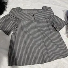 ViS ストライプ柄 オフショルダー 半袖ブラウス Fのサムネイル