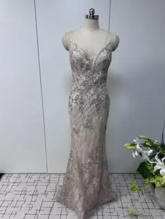 ベージュ Vネック ビーズ刺繍 パーティードレス