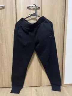 PUMA スウェットパンツ