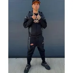 SYNA × NIKE “S”テックフリース セットアップ 上下 - メルカリ