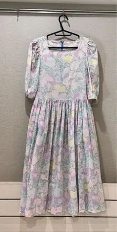 2026年最新】LauraAshleyヴィンテージの人気アイテム - メルカリ