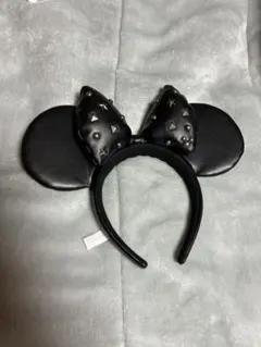ミニー　カチューシャ　レザースタッズ　ディズニー
