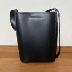 UNIQLO ブラック ショルダーバッグ