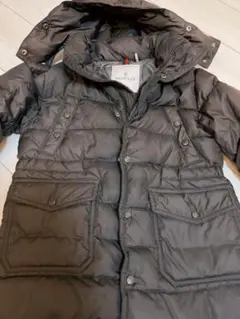 MONCLER ダウンコート キッズ　黒に近い茶色