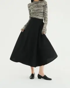 【新品未使用タグ付き】CLANE VOLUME FLARE SKIRT