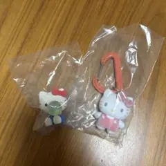 サンリオガチャ　キティ2点セット　カラビナマスコットチャーム
