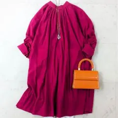 極美品✨アーバンリサーチドアーズ バンドカラー コットンフレアワンピース 赤紫