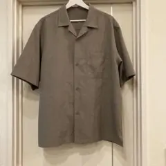GU メンズオープンカラー 半袖シャツ　ブラウンのサムネイル