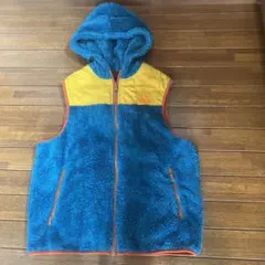 CHUMS・リバーシブル，ボアベスト