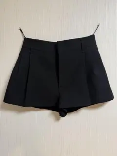 2026年最新】ヴァレンティノハーフパンツの人気アイテム - メルカリ