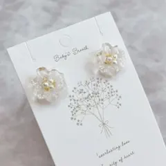 k16gp 天然石ローズクォーツ　さざれ石　お花のピアス