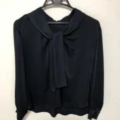 ブラウスのサムネイル