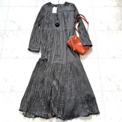 極美品　新品タグ付　アーバンリサーチ　ロングティアードワンピース　カーキ