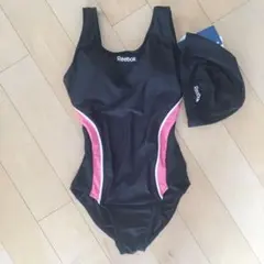 Reebok競泳水着 キャップ付きのサムネイル