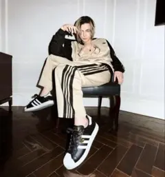 藤井風 着用 ルーズ メッシュ トラックパンツ XSサイズ adidas ルーズメッシュ トラックパンツS藤井風 - メルカリ