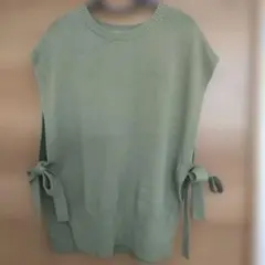 サイドリボンベスト