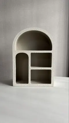 【元箱無】3COINS ニュアンスディスプレイミニラック　グレーベージュ